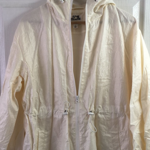 Future Collective By Gabriella -Johnson White/Ivory  Windbreaker Cute Long Sz SM - Picture 3 of 16